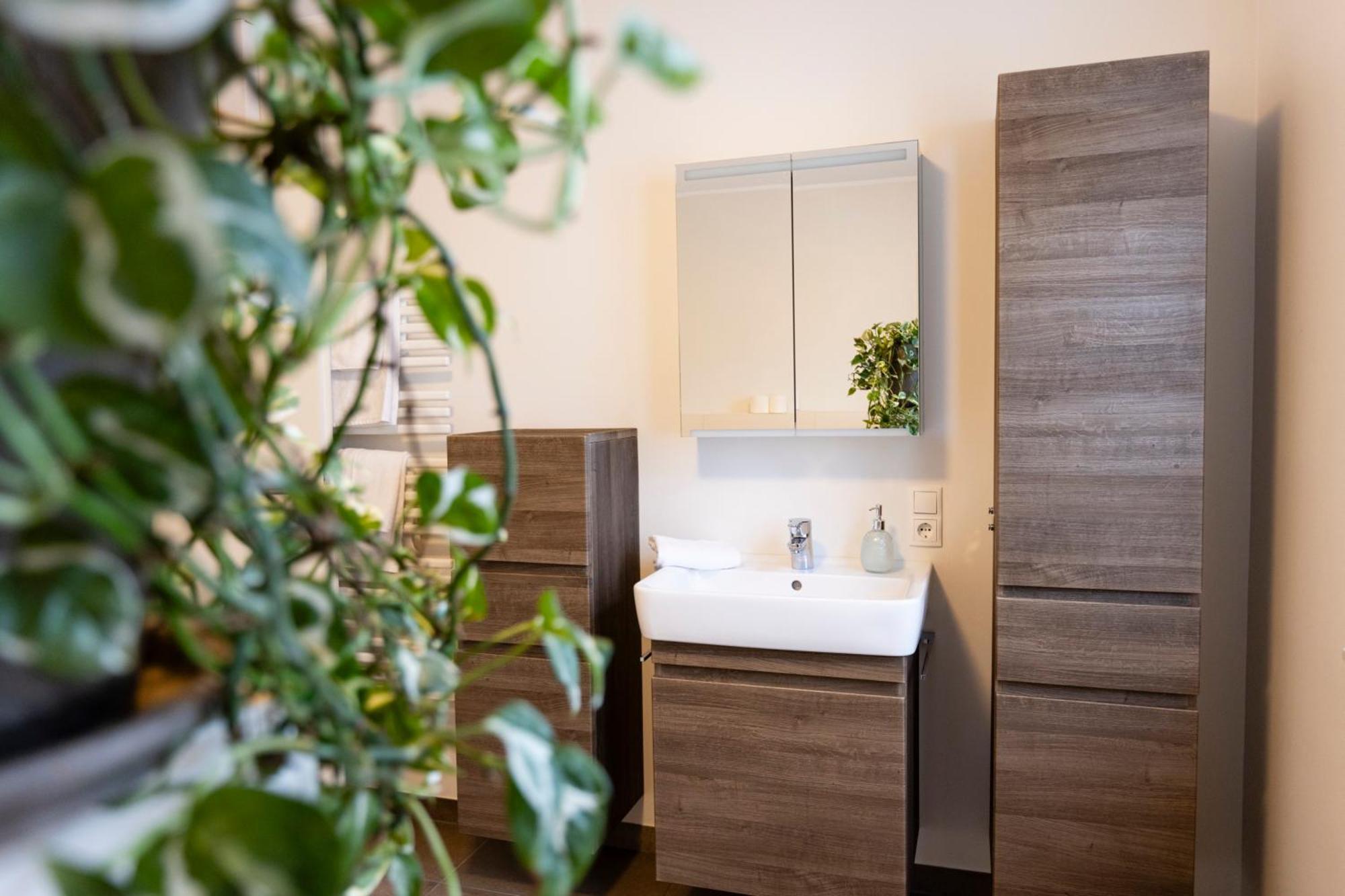 Smartfewo - Home - Zentral - Terrasse - Parkplatz Oldenburg Dış mekan fotoğraf
