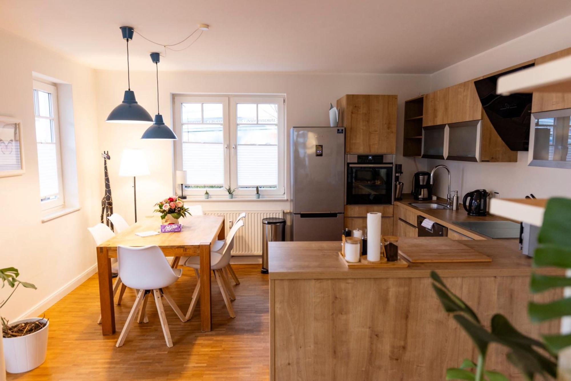 Smartfewo - Home - Zentral - Terrasse - Parkplatz Oldenburg Dış mekan fotoğraf